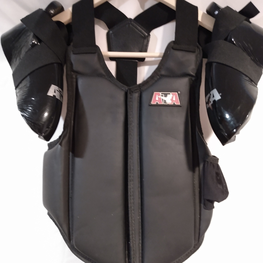 ATA Taeqando kids vest and foot pads
